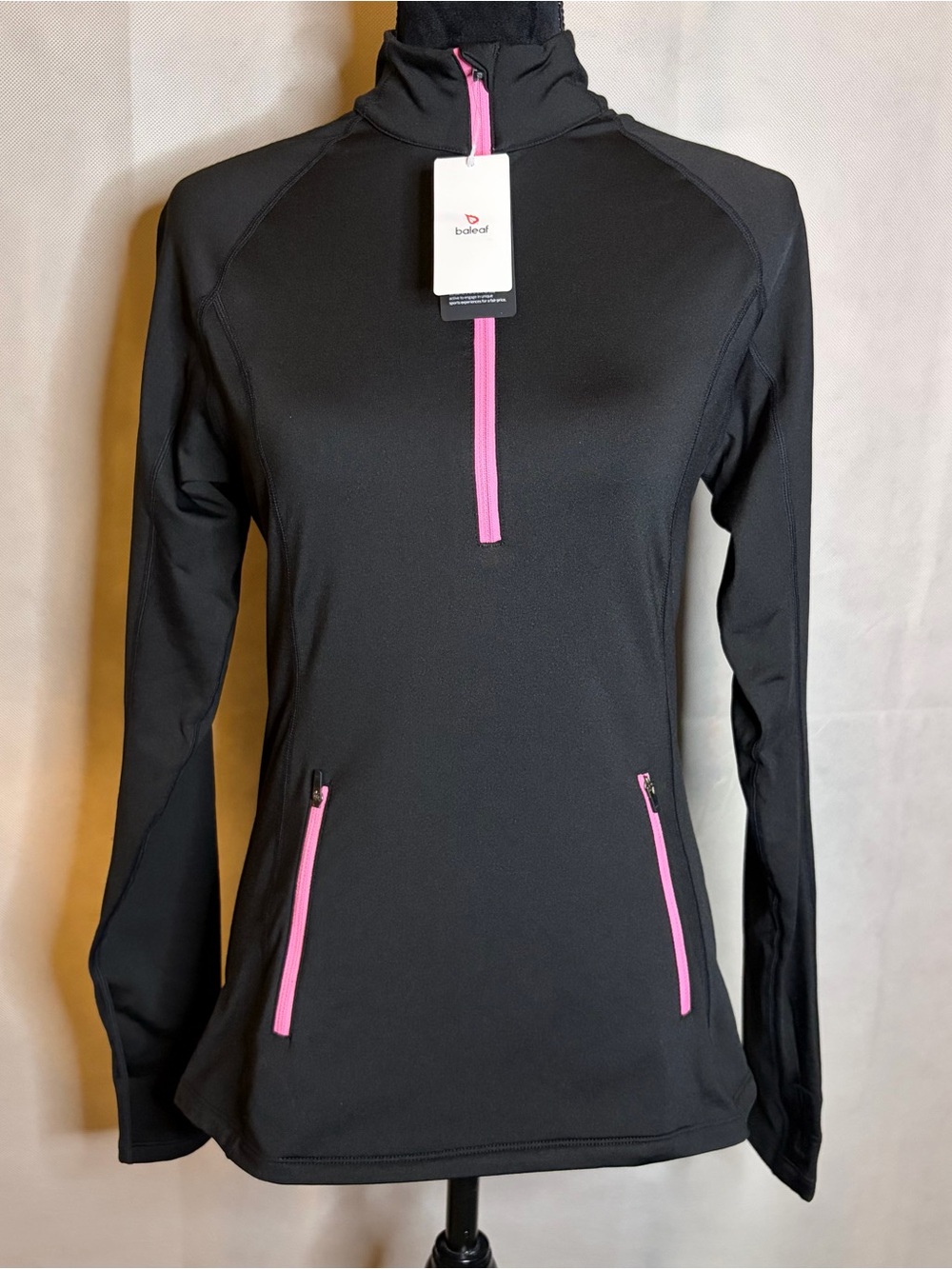 Baleaf Black Quarter-Zip Athletic Pullover with Pink Zippers